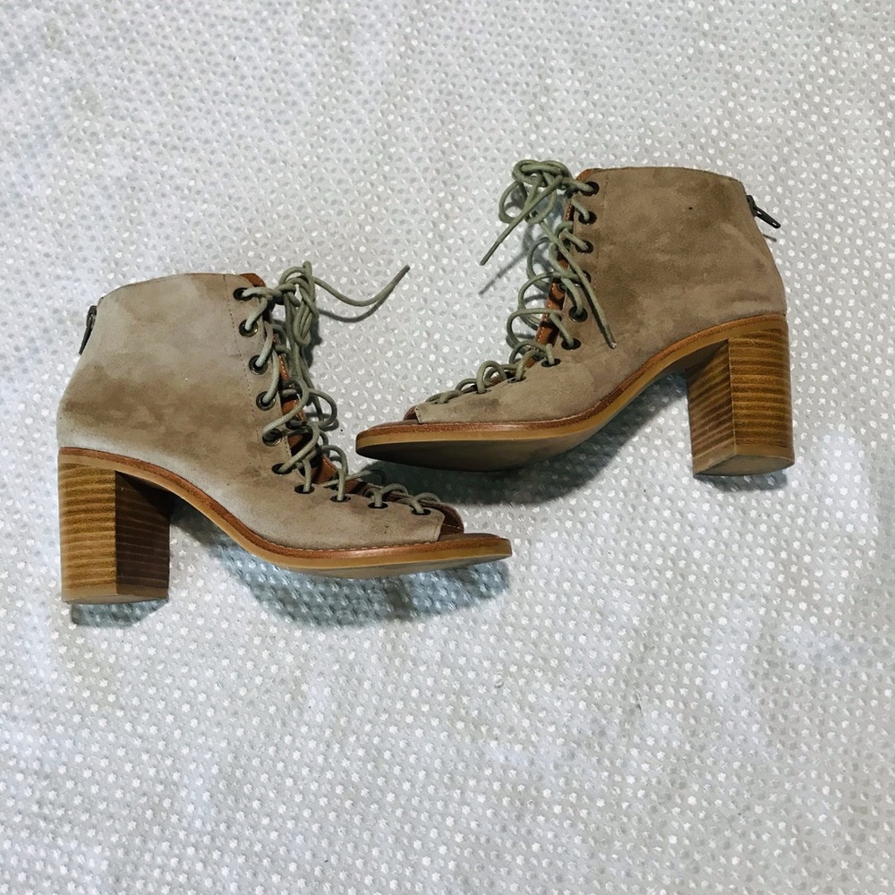 Jeffrey Campbell heels‎